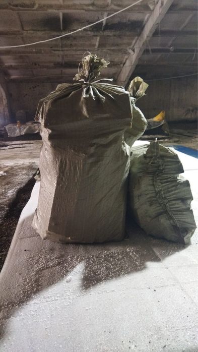 Дрова в мешках (вес примерно 20кг)