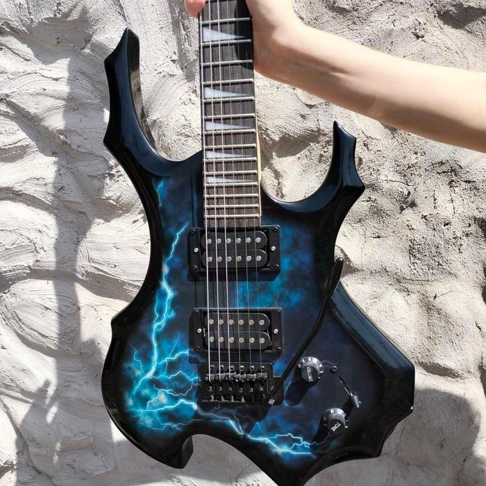 Продам электрогитару