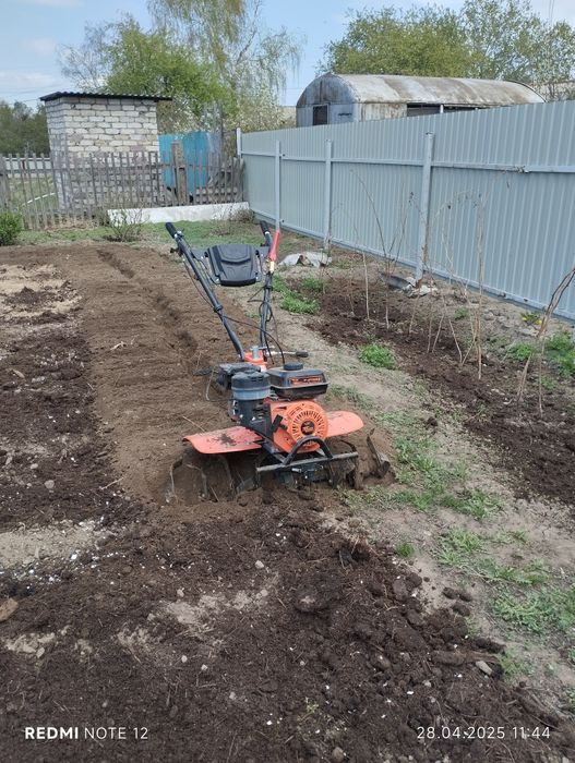 Вспахаю огород мотоблоком