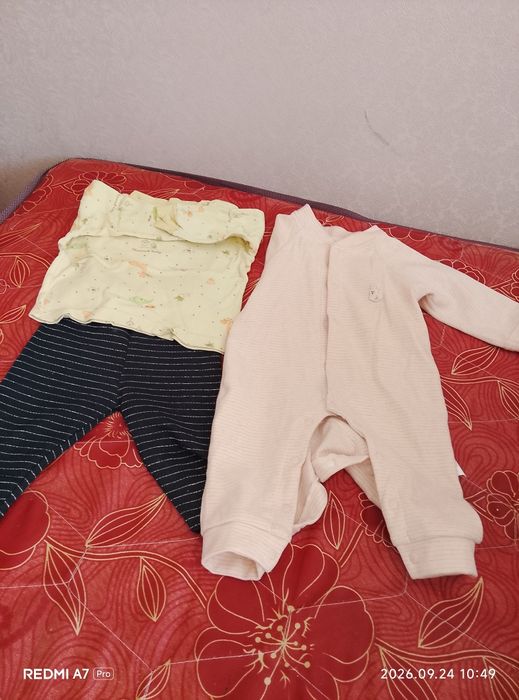 Продам детские вещи