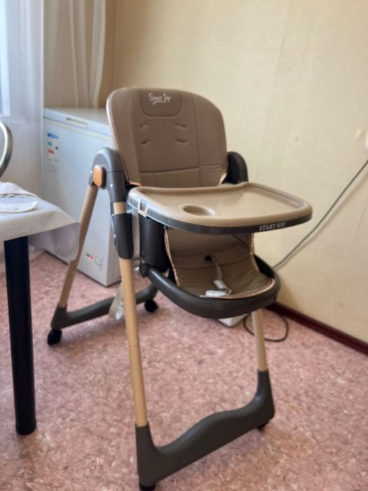Продам стул детский