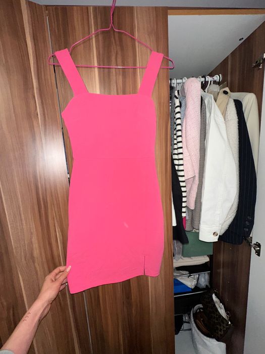 Нова Рокля Amisu