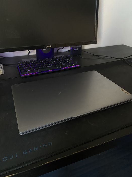 Laptop Lenovo IdeaPad Slim 3