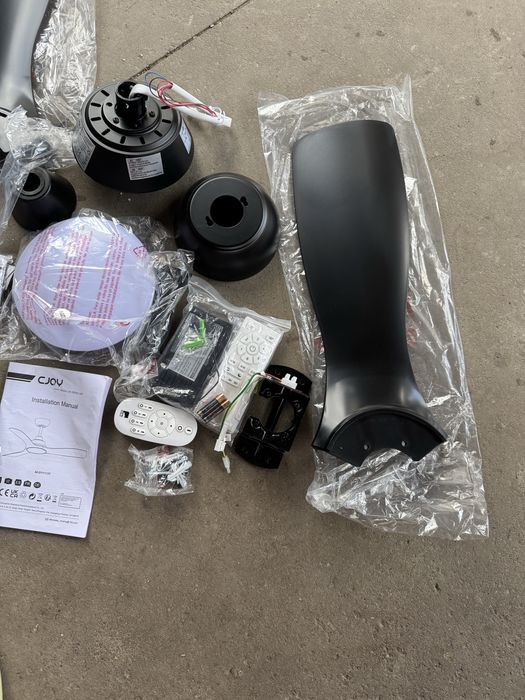 Ventilator de tavan cu lustra led