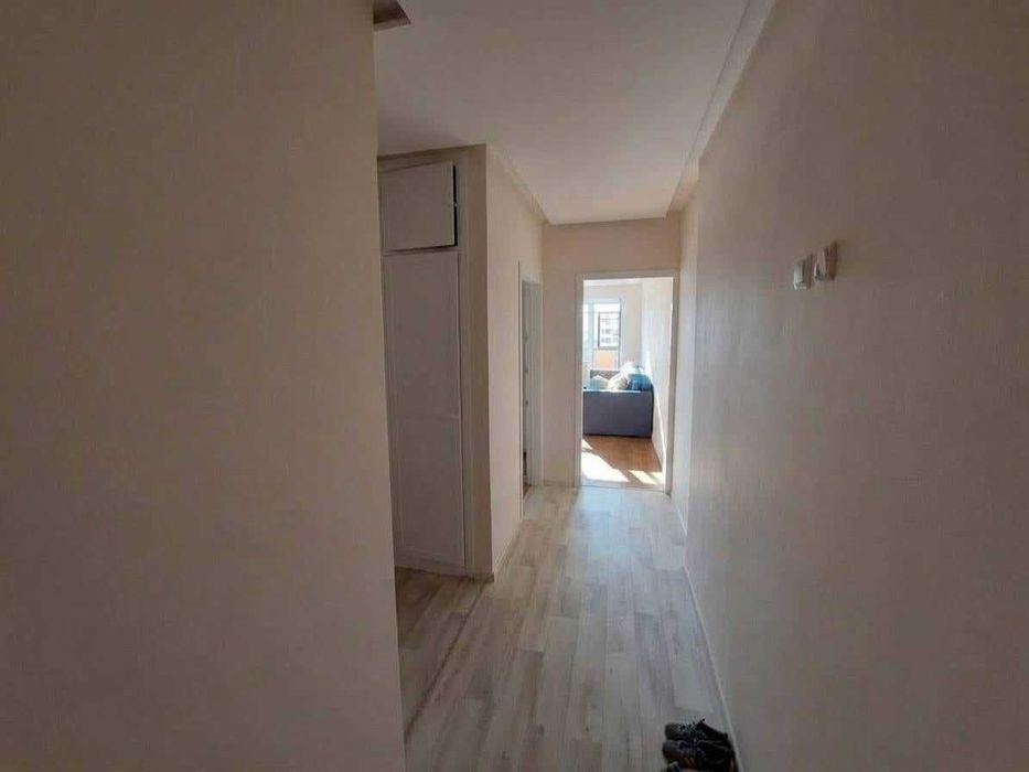 Продам 3-х комнатную в районе КЖБИ
