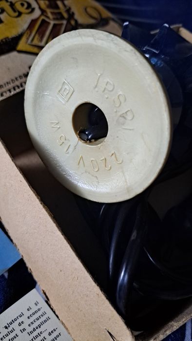 Titlu Anunț:Lampa vintage Elba IPRS -Calendar + Oras scolar