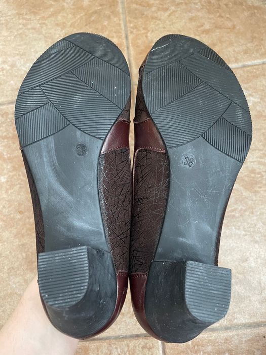 Нови сини и кафяви елегантни обувки 38