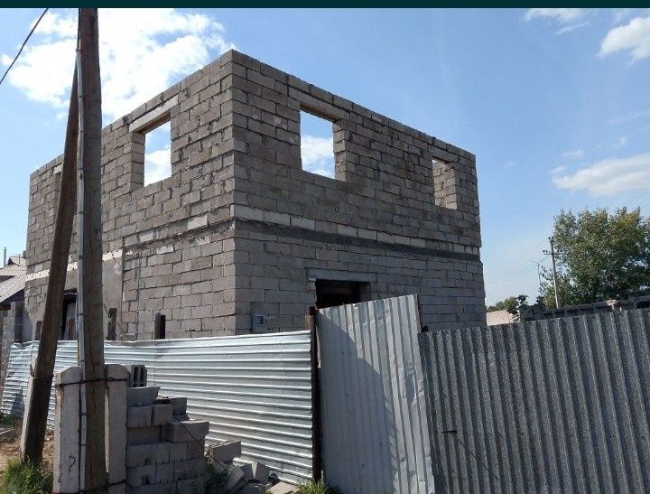 Продам недостроенный дом