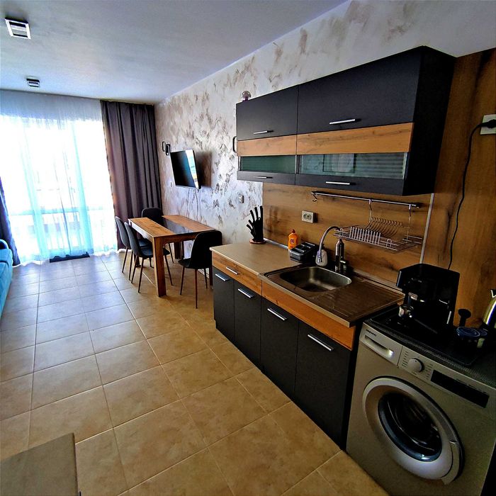 Дава се под наем Двустаен апартамент в Созопол - 60 кв.м за 331.5 € - Снимка #1