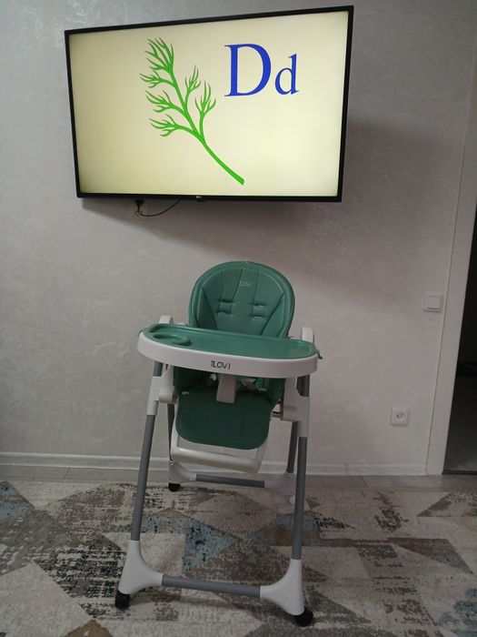 Продам детский стол для кормления