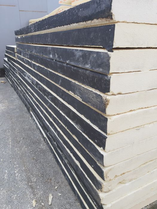 Vând spuma poliuretanica