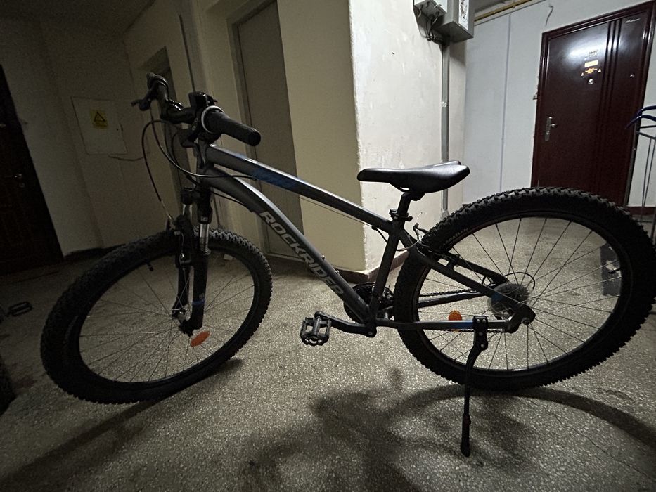 Bicicletă Rockrider ST 100 – ca nouă, puțin folosită + cauciucuri Carpatian upgrade