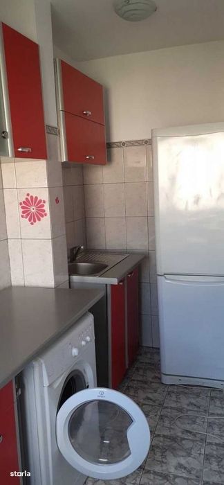 Brancoveanu-Metrou-Garsoniera de inchiriat
