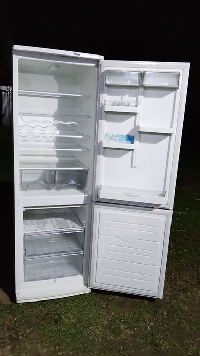 Холодильник Атлант с достовкой