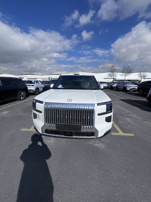 Zeekr 9X Ultra 70kw sotuvda