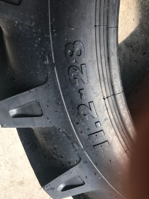 cauciucuri 11.2-28 sau echivalentrul vechi 11.2/10-28 r28 noi cu 8 pr