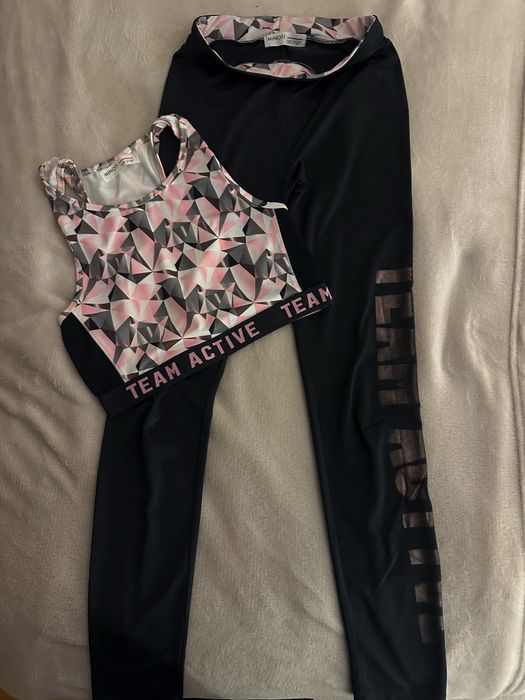 Спортен сет от две части