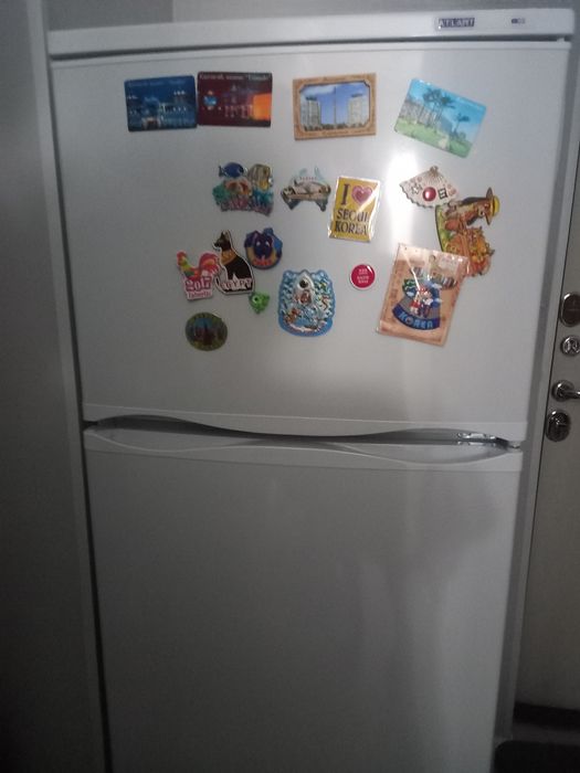 Продам   холодильник