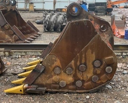 Ковш скальный грунтовый