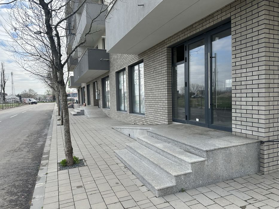 Inchiriere spatiu comercial