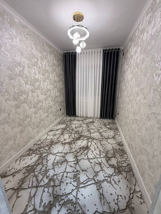 2 ҳонали 2 каватда жойлашган квартира сотилади. 4 каватли янги гиштлик