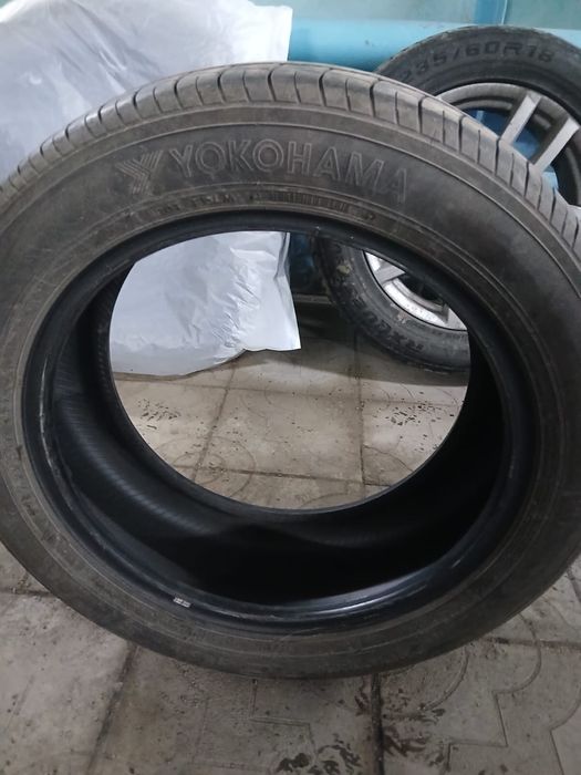 продам шины 215/55 R17