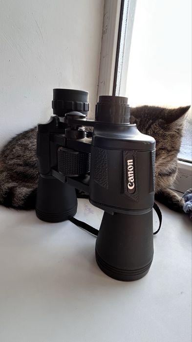 Продам бинокль срочно