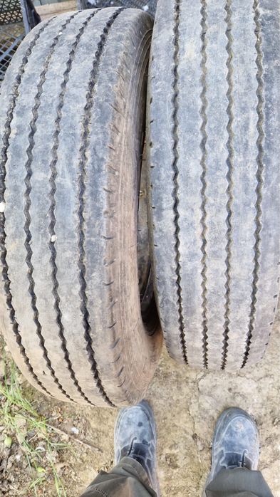 Покрышки ,б/у для автобуса (costra)