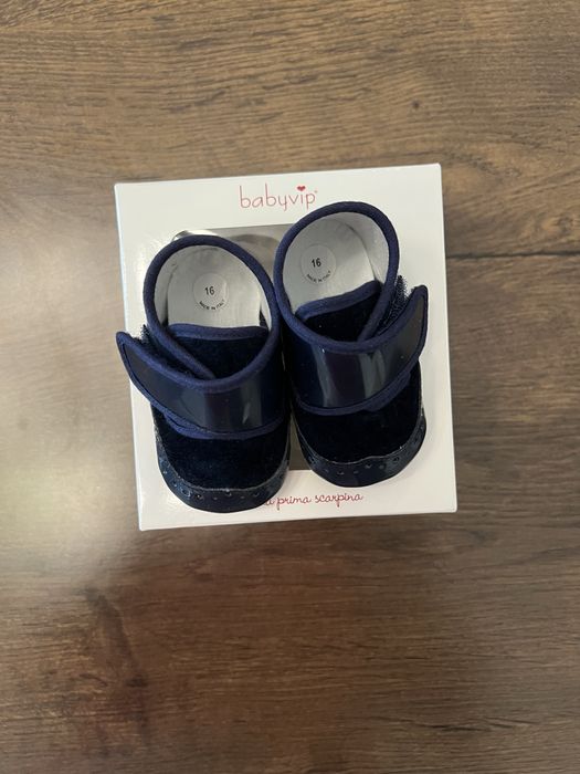 Incaltaminte ocazie bebe