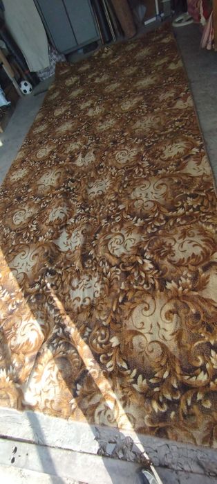 Продам ковры и дорожки