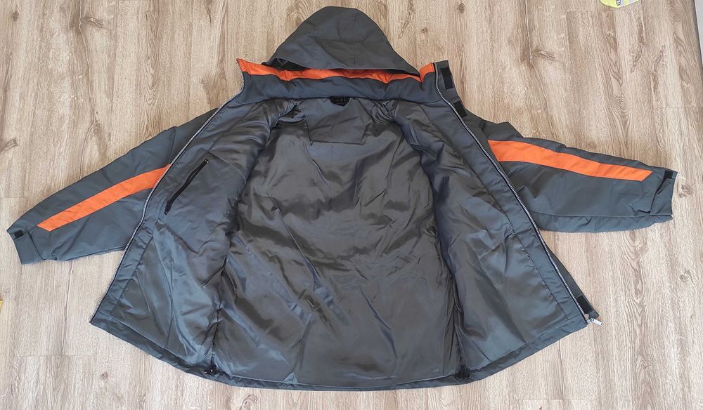 Чисто нов зимен комплект: яке + гащеризон, размер M/176