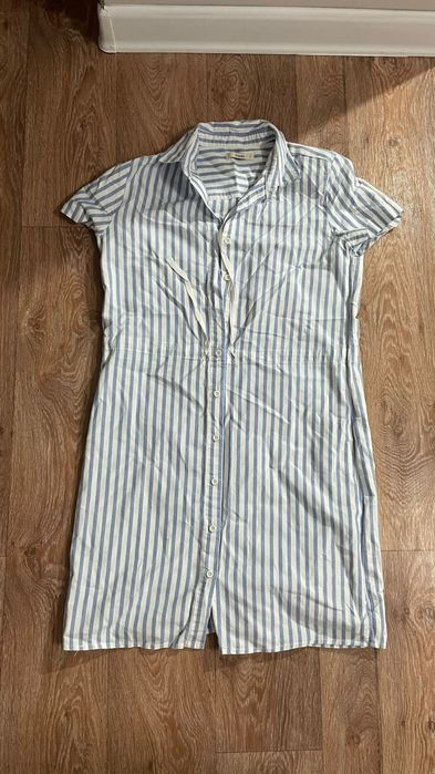 За все вещи 4000тг . Обращайтесь