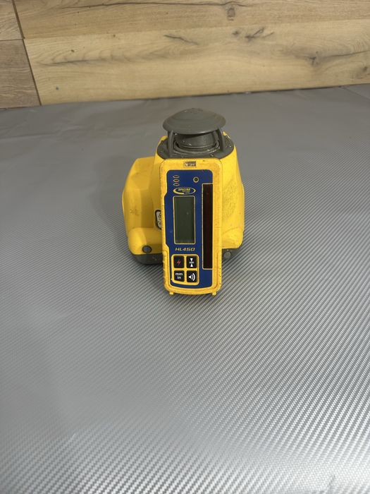 Spectra precision laser LL 300 nivela totativa