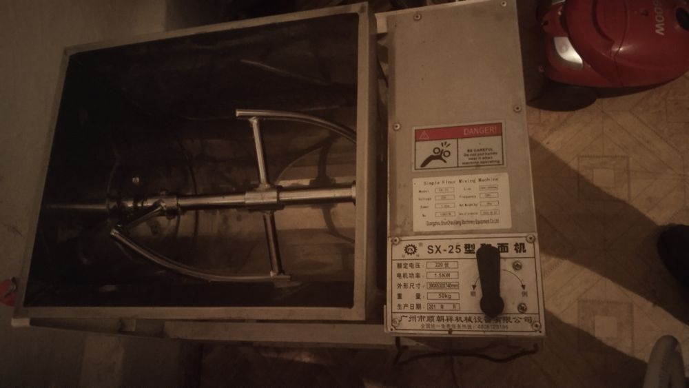 Продам тестомес новый