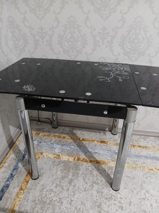 Продам стол, сборный