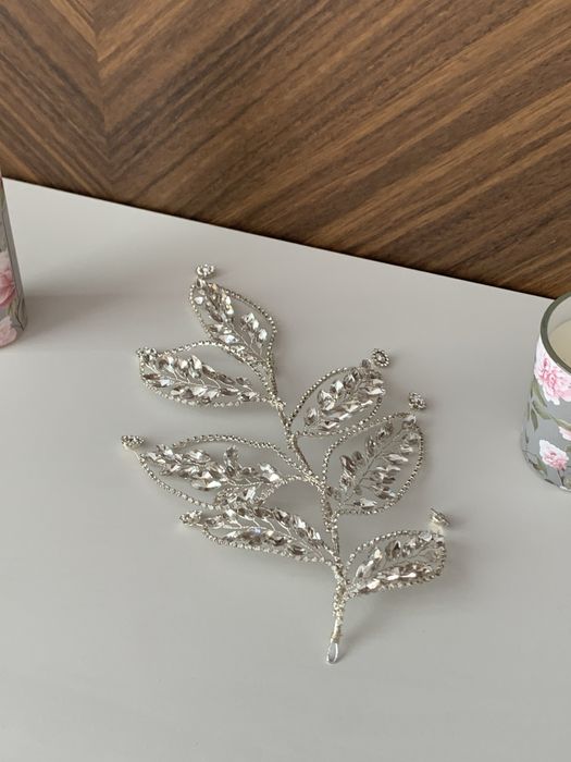 Заколка для свадебной прически