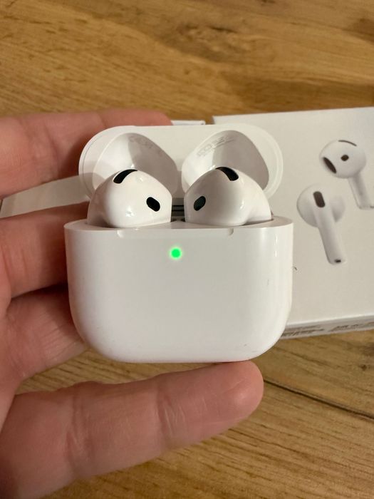 Casti Air pods 4 bluetooth noise cancellation