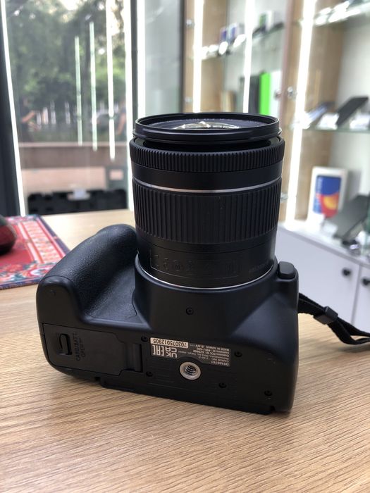 Canon Eos 250D (p25)