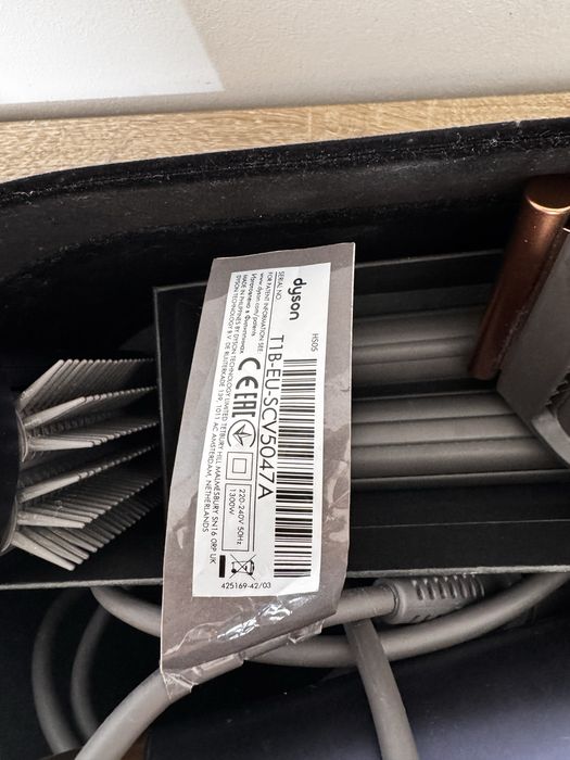 Dyson Airwrap Long Prussian Blue