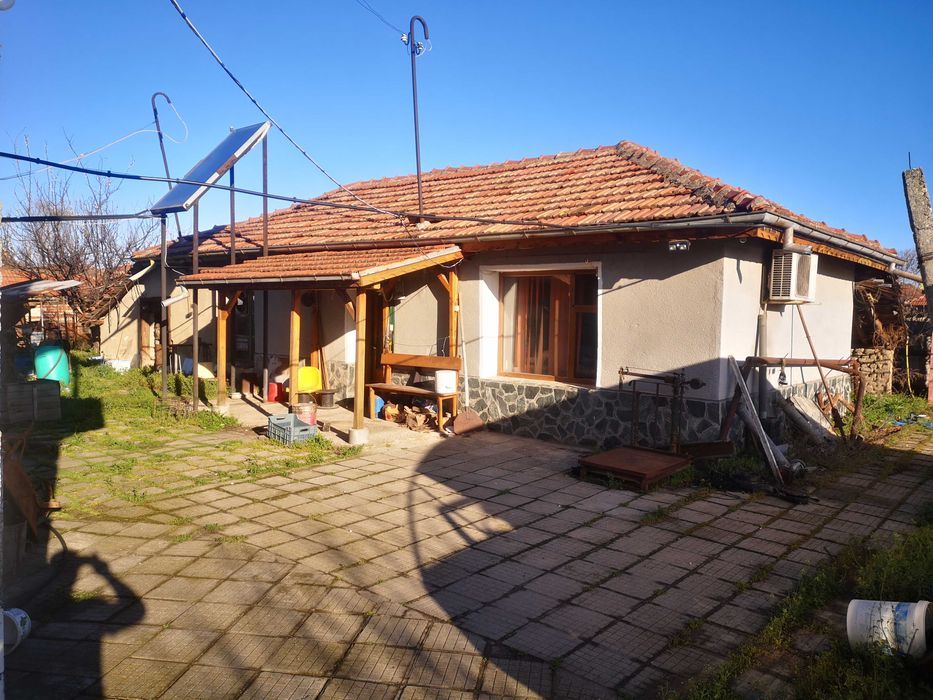 Продава се Къща в с. Цалапица, Област Пловдив - 300 кв.м за 417 €/кв.м - Снимка #2