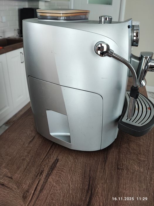 Кафе машина SAECO