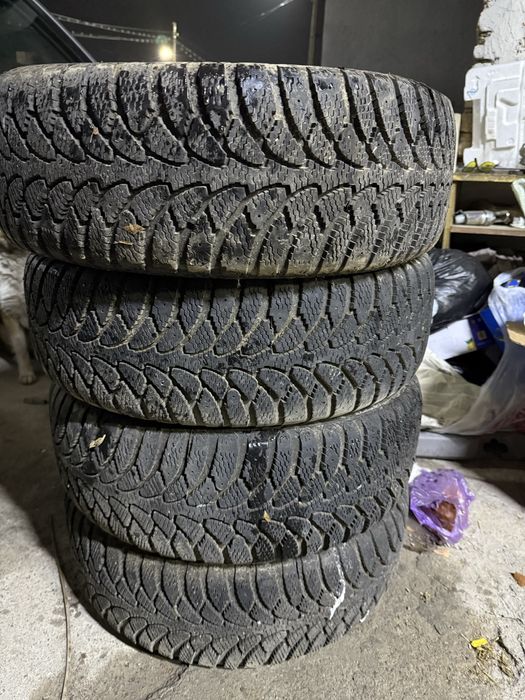 Продается зимние шины 205/55/16 Nordway