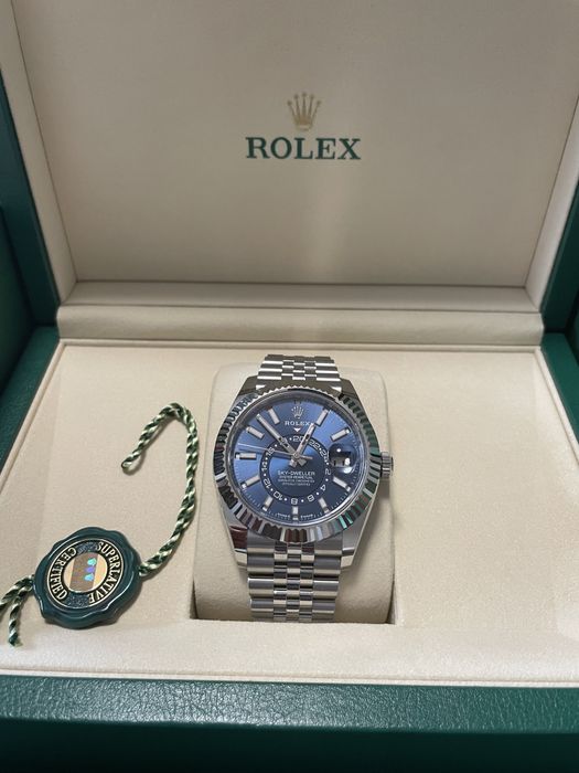Часовник Rolex Sky-Dweller Blue Dual Jubilee