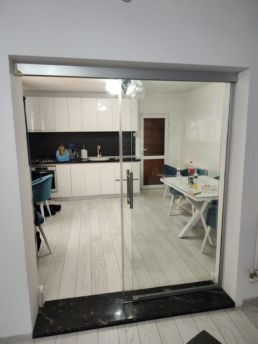 USI culisante sticla securizata