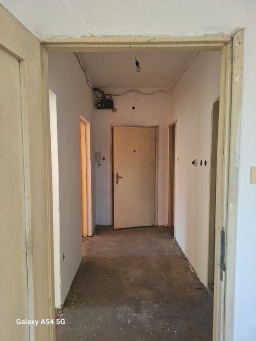 Продава се Многостаен апартамент в Пловдив, Южен - 74 кв.м за 918 €/кв.м - Снимка #9