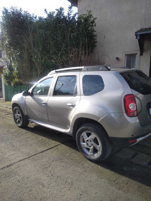 DACIA DUSTER  benzina  120.000 km