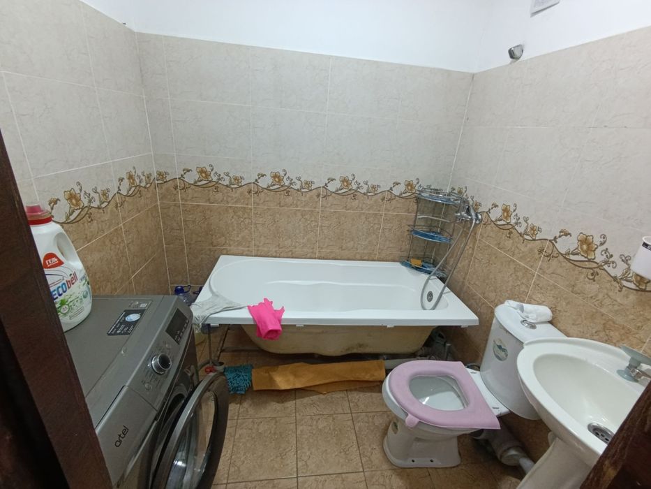 2 xonali uy oilaga uzoq mudatga ijaraga beriladi.