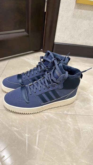 Кроссовки оригинал Adidas