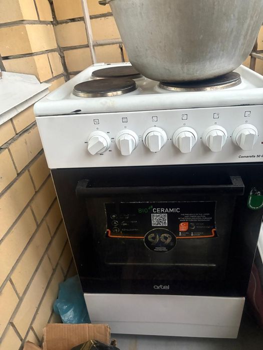 Плита черно белая