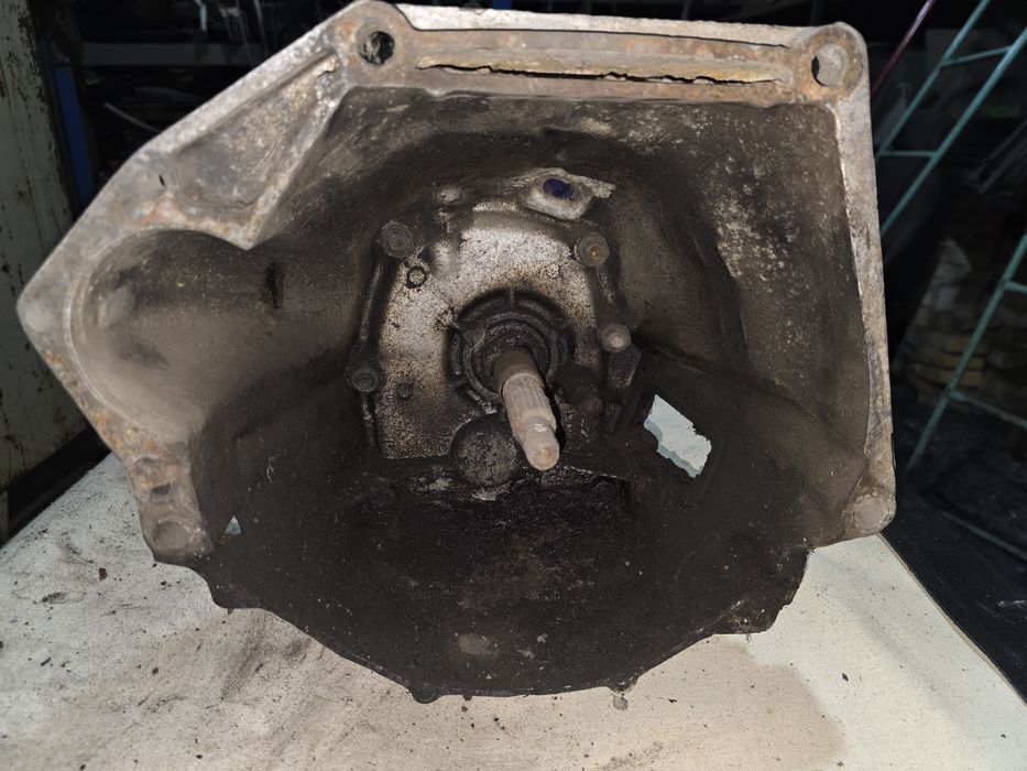 Продам КПП на ВАЗ 4-х ступка